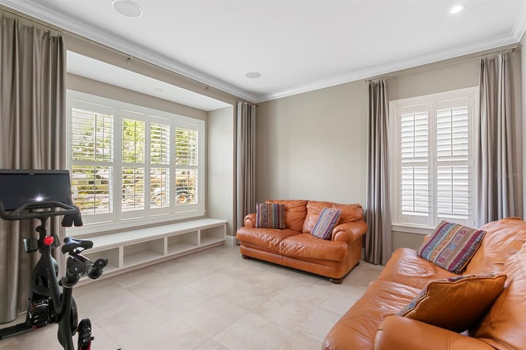 For Sale: $2,475,000 (5 beds, 4 baths, 3978 Square Feet)