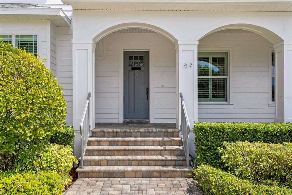 For Sale: $2,475,000 (5 beds, 4 baths, 3978 Square Feet)