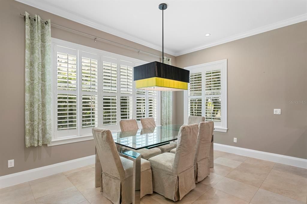 For Sale: $2,475,000 (5 beds, 4 baths, 3978 Square Feet)