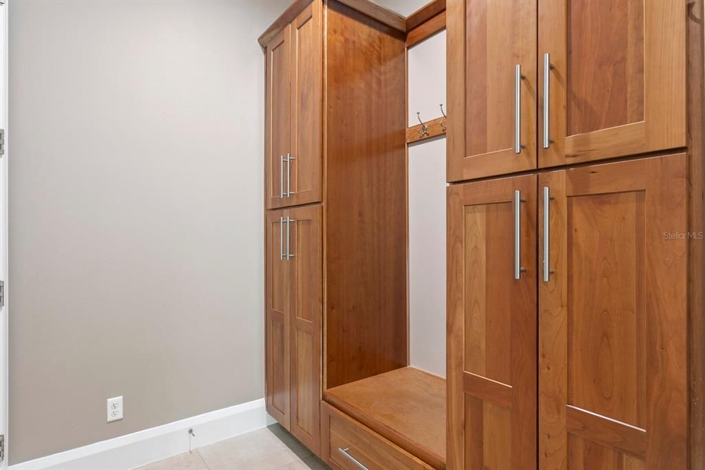 For Sale: $2,475,000 (5 beds, 4 baths, 3978 Square Feet)