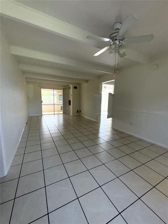 Active With Contract: $150,000 (2 beds, 2 baths, 888 Square Feet)