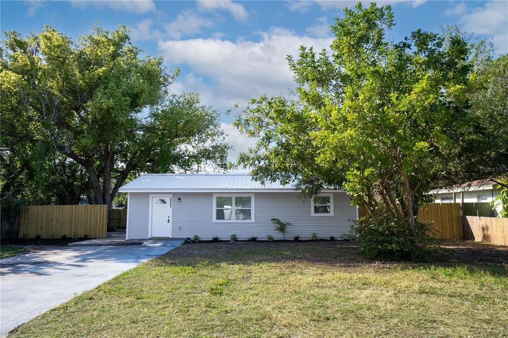 Vendido Recientemente: $249,000 (2 camas, 1 baños, 836 Pies cuadrados)