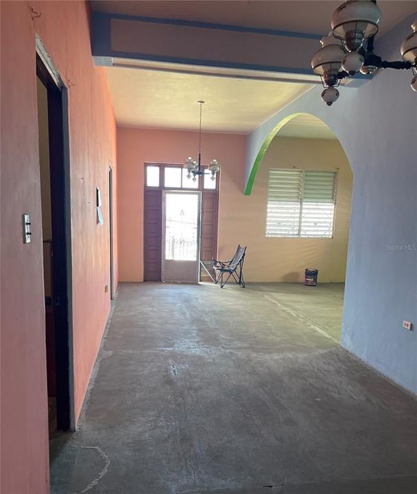 For Sale: $450,000 (3 beds, 2 baths, 6605 Square Feet)