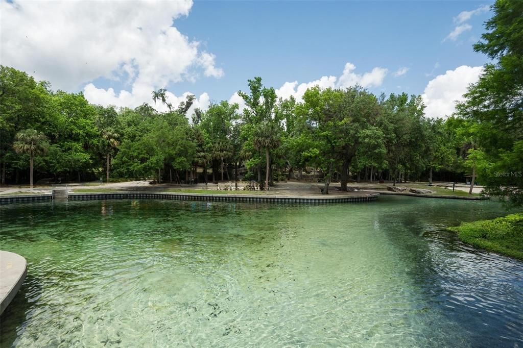 На продажу: $1,400,000 (0.51 acres)