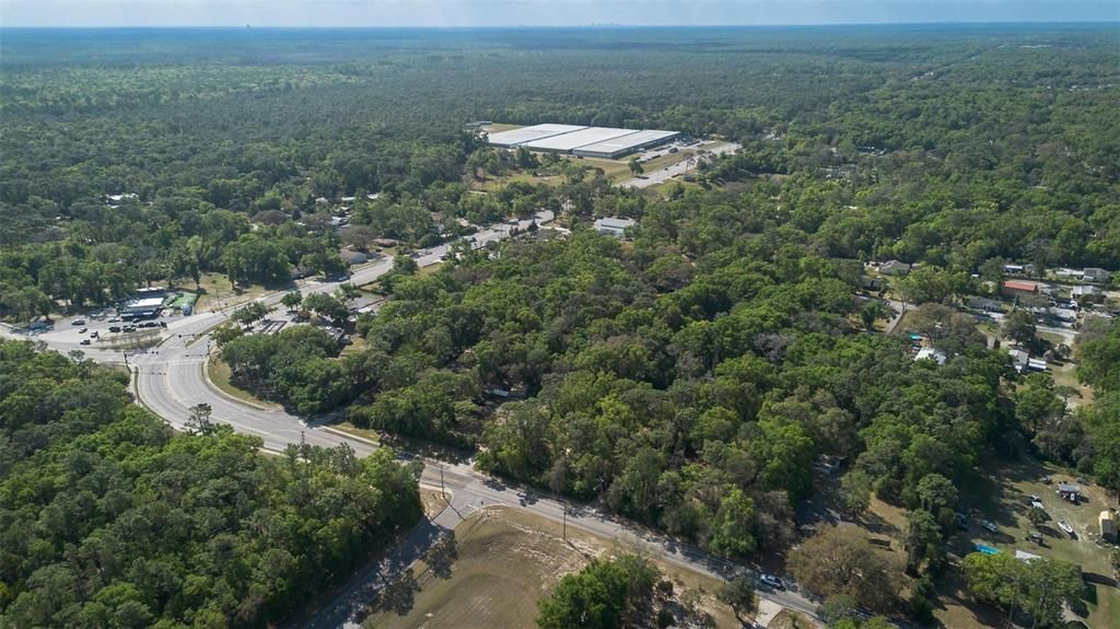 На продажу: $1,400,000 (0.51 acres)