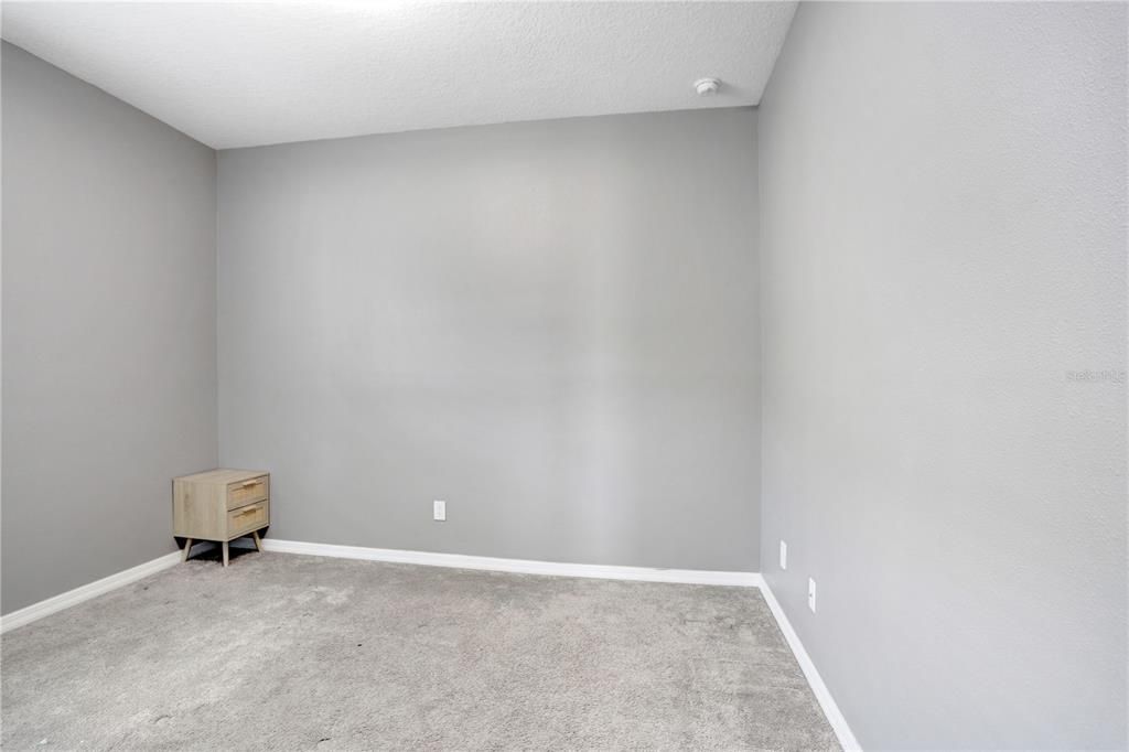 Activo con contrato: $550,000 (4 camas, 3 baños, 3118 Pies cuadrados)