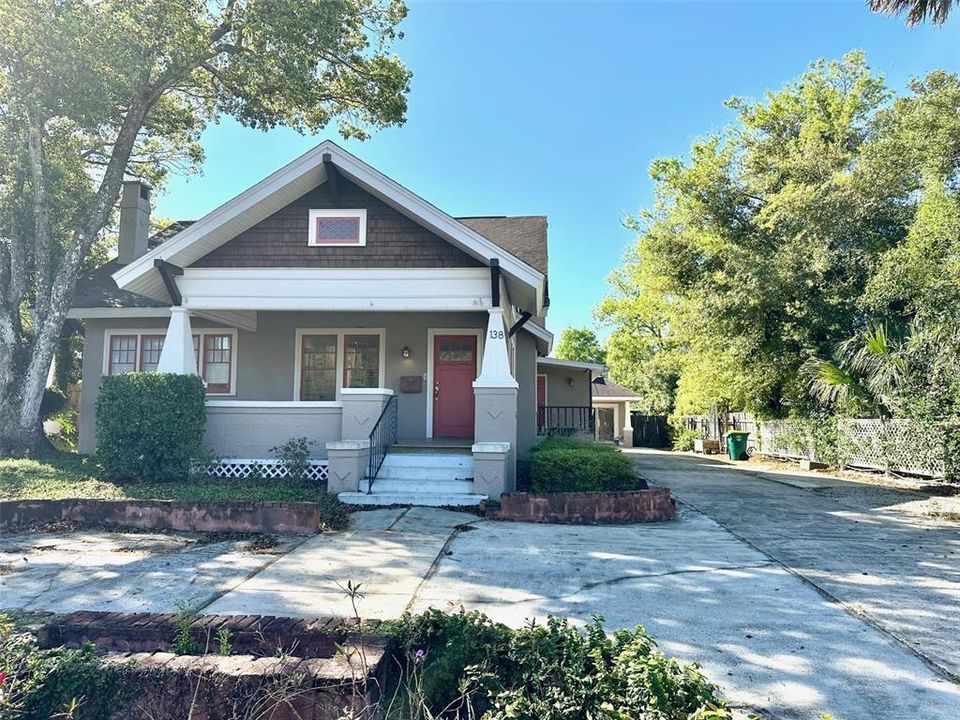 Active With Contract: $402,550 (5 beds, 3 baths, 2107 Square Feet)