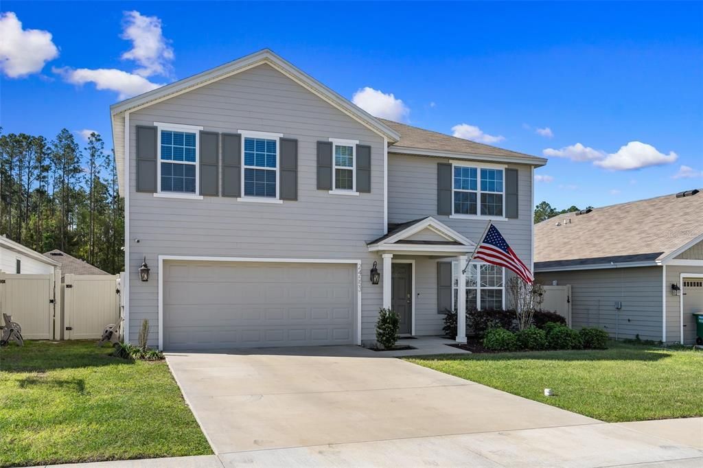 Recently Sold: $349,999 (5 beds, 3 baths, 2556 Square Feet)