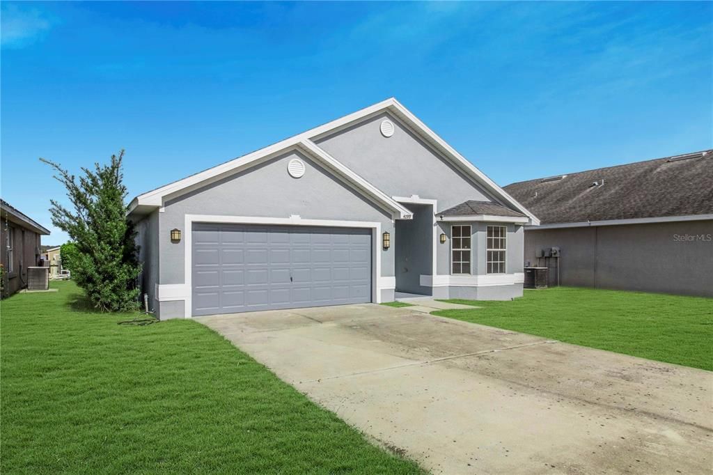 For Sale: $399,000 (3 beds, 2 baths, 1603 Square Feet)