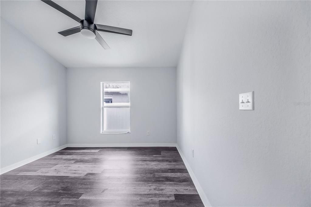 For Sale: $399,000 (3 beds, 2 baths, 1603 Square Feet)