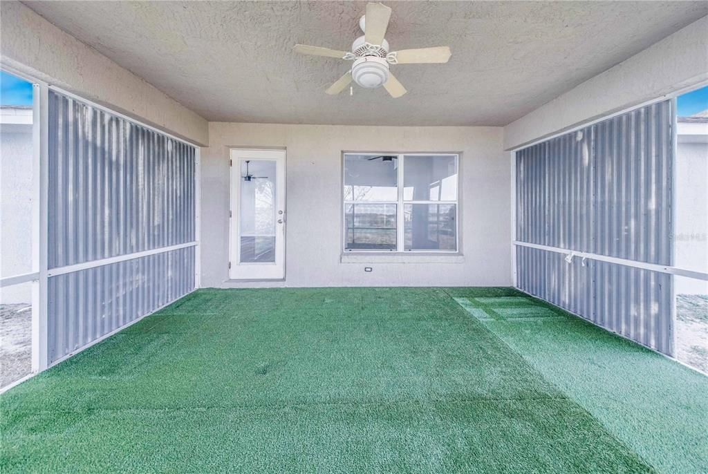 For Sale: $379,000 (3 beds, 2 baths, 1603 Square Feet)