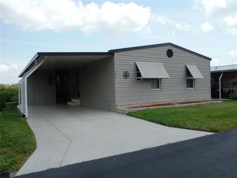 For Sale: $213,000 (2 beds, 2 baths, 1168 Square Feet)