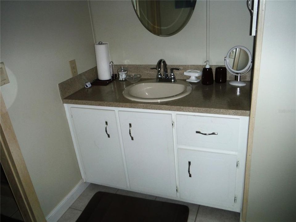 For Sale: $213,000 (2 beds, 2 baths, 1168 Square Feet)