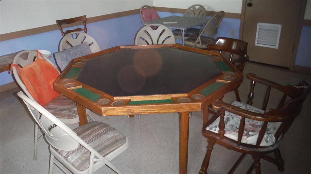 For Sale: $213,000 (2 beds, 2 baths, 1168 Square Feet)