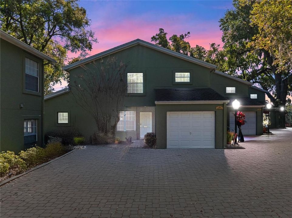 Недавно продано: $495,000 (3 спален, 3 ванн, 1730 Квадратных фут)