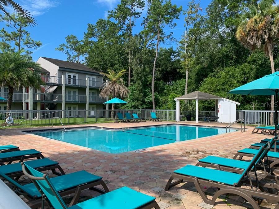 Recently Rented: $1,525 (2 beds, 2 baths, 975 Square Feet)