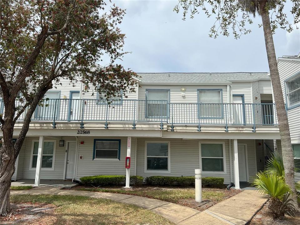 Recently Rented: $1,500 (2 beds, 2 baths, 900 Square Feet)