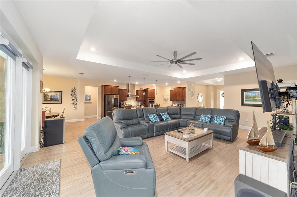 На продажу: $675,000 (3 спален, 3 ванн, 2893 Квадратных фут)