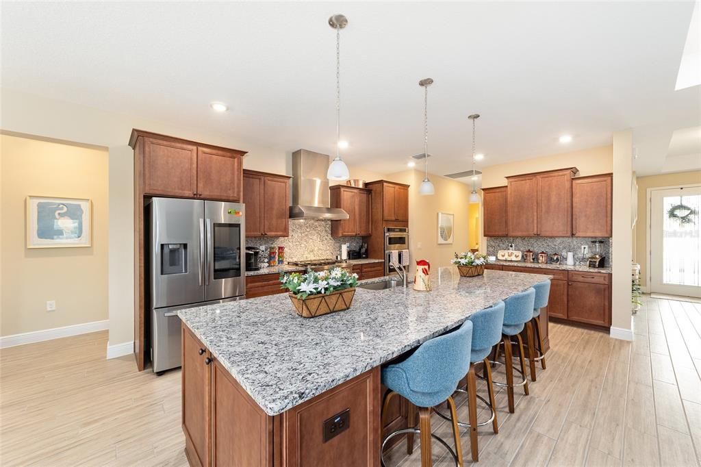 На продажу: $675,000 (3 спален, 3 ванн, 2893 Квадратных фут)