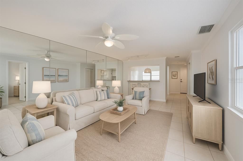 For Sale: $196,777 (2 beds, 2 baths, 865 Square Feet)