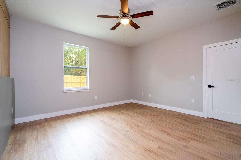 En Venta: $279,900 (3 camas, 2 baños, 1460 Pies cuadrados)