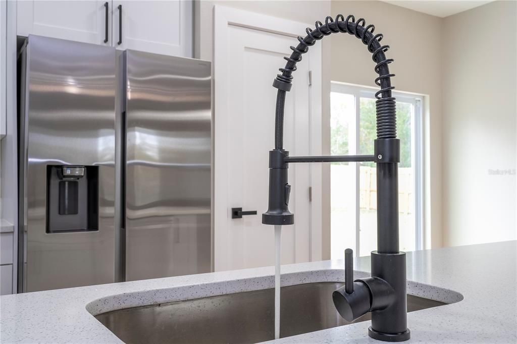 En Venta: $279,900 (3 camas, 2 baños, 1460 Pies cuadrados)