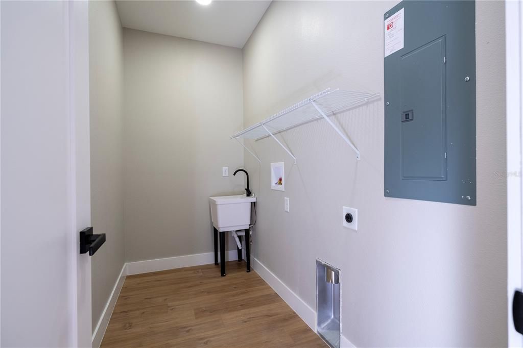 En Venta: $279,900 (3 camas, 2 baños, 1460 Pies cuadrados)