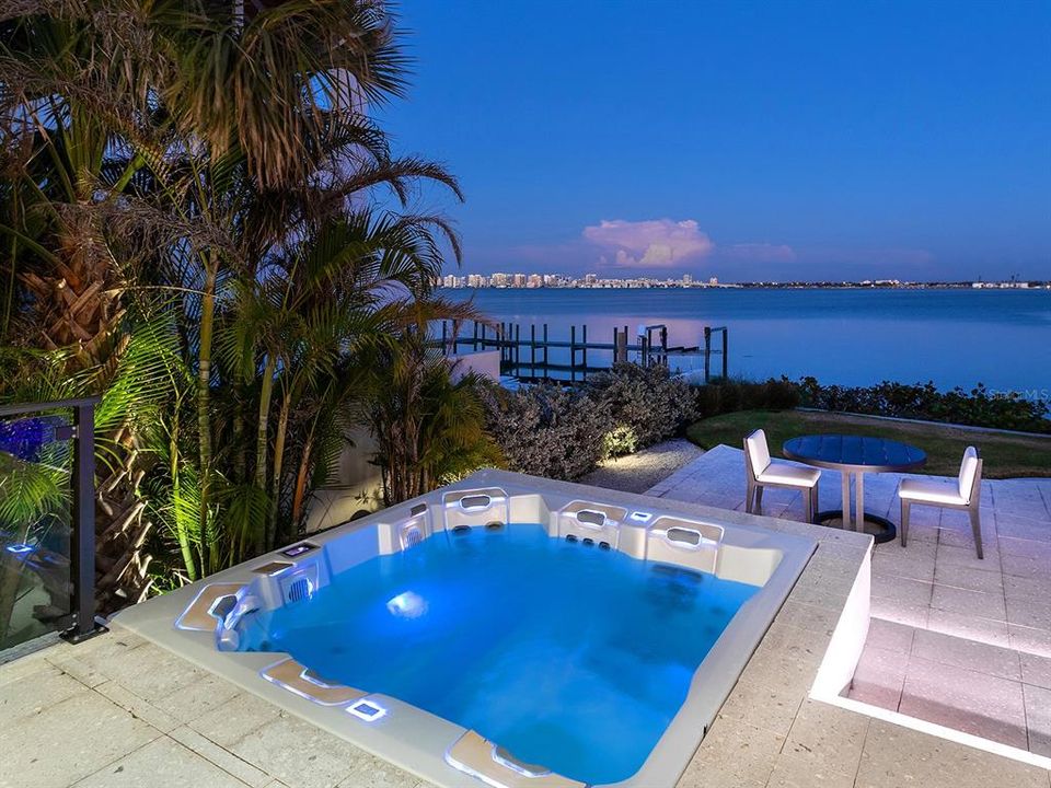 待售: $14,995,000 (5 贝兹, 5 浴室, 5882 平方英尺)