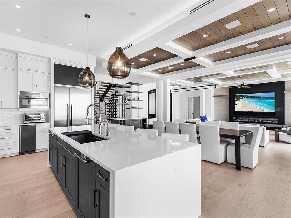 待售: $14,995,000 (5 贝兹, 5 浴室, 5882 平方英尺)