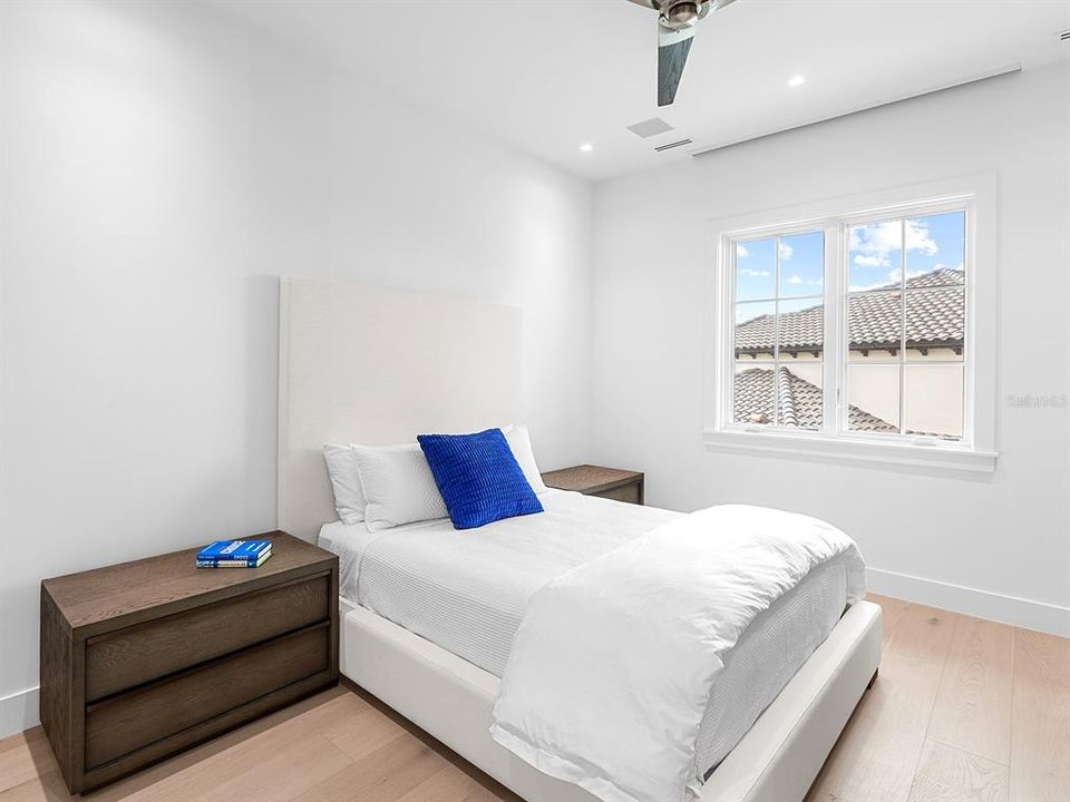 待售: $14,995,000 (5 贝兹, 5 浴室, 5882 平方英尺)