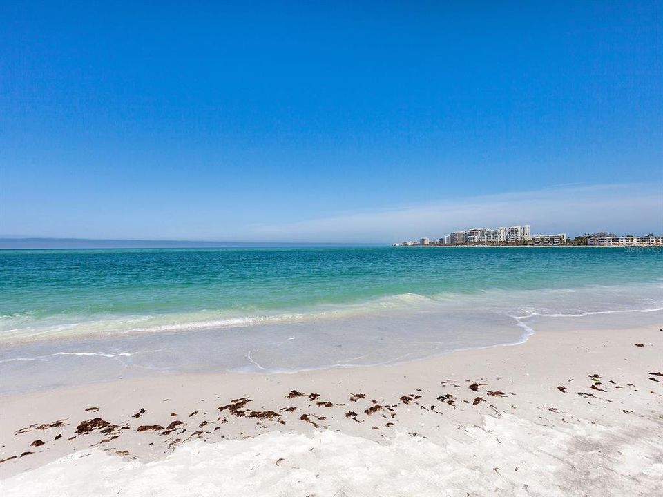 待售: $14,995,000 (5 贝兹, 5 浴室, 5882 平方英尺)