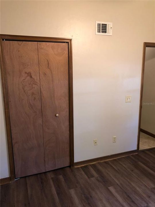 For Rent: $1,250 (2 beds, 2 baths, 1070 Square Feet)