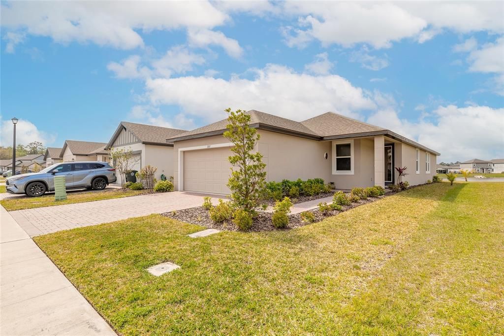 Active With Contract: $369,900 (4 beds, 2 baths, 1708 Square Feet)