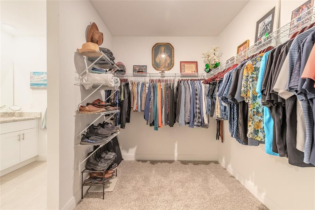 Active With Contract: $369,900 (4 beds, 2 baths, 1708 Square Feet)