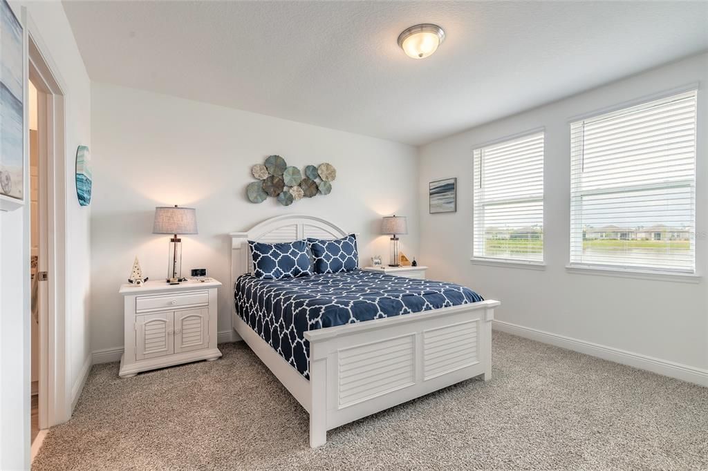 Active With Contract: $369,900 (4 beds, 2 baths, 1708 Square Feet)