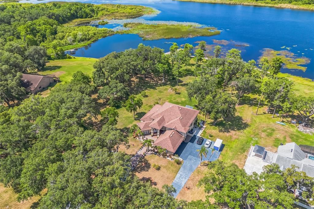 Vendido Recientemente: $1,999,000 (4 camas, 4 baños, 4664 Pies cuadrados)