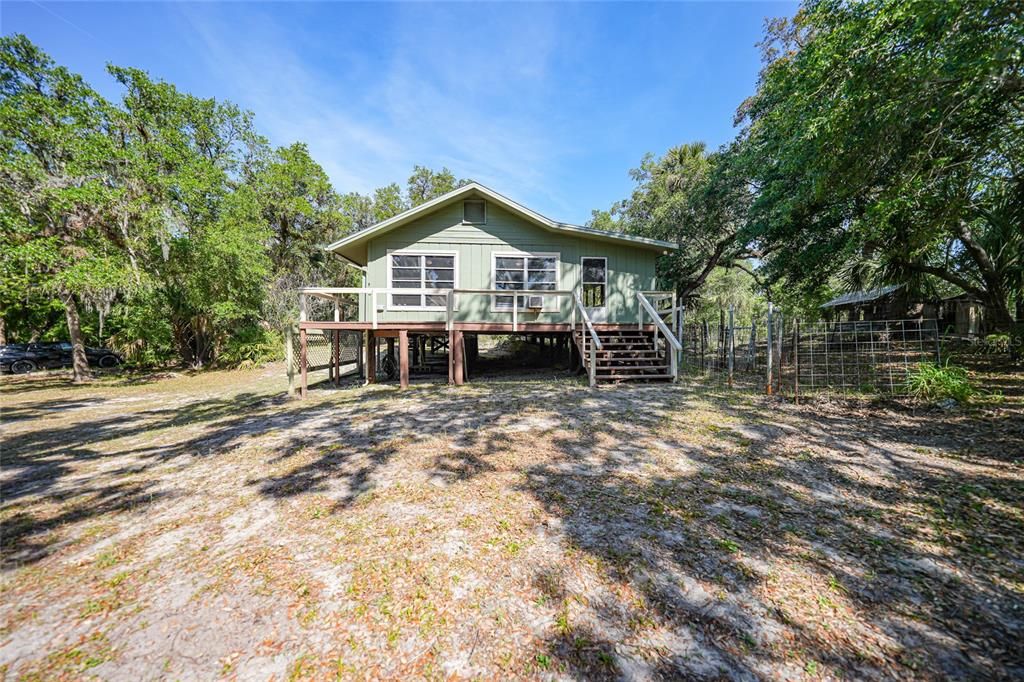 Recently Sold: $375,000 (2 beds, 1 baths, 580 Square Feet)