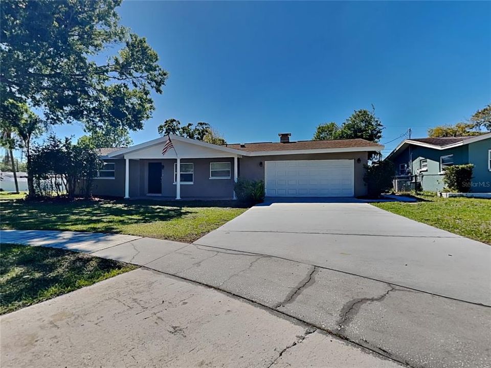 Recently Rented: $2,449 (3 beds, 2 baths, 1680 Square Feet)