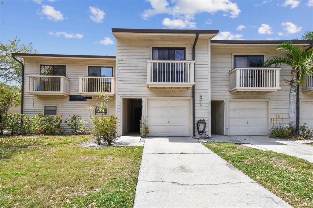 Recently Sold: $232,000 (2 beds, 2 baths, 1245 Square Feet)