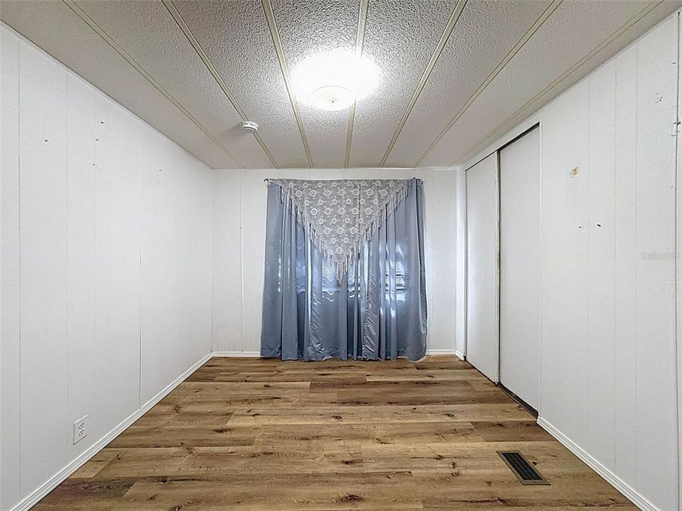 待售: $157,500 (3 贝兹, 2 浴室, 1380 平方英尺)