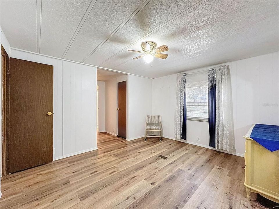 待售: $157,500 (3 贝兹, 2 浴室, 1380 平方英尺)