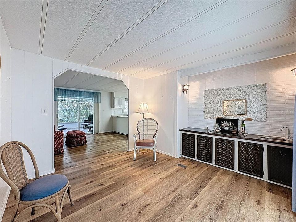 待售: $157,500 (3 贝兹, 2 浴室, 1380 平方英尺)