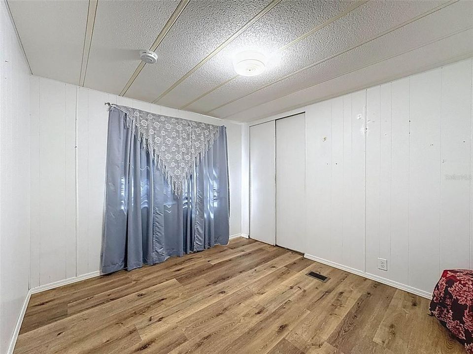 待售: $157,500 (3 贝兹, 2 浴室, 1380 平方英尺)