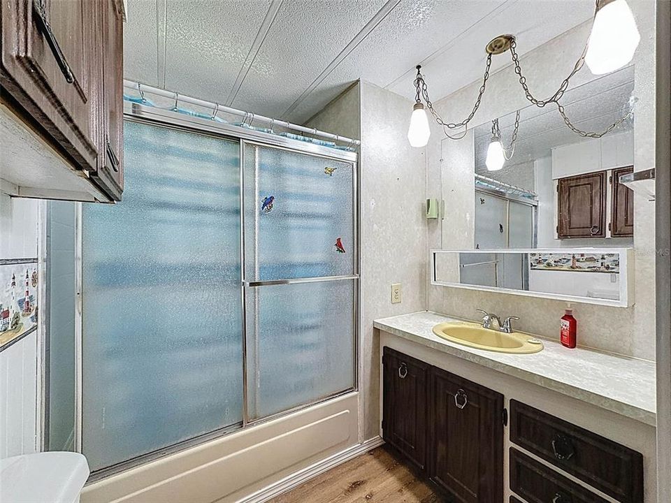 待售: $157,500 (3 贝兹, 2 浴室, 1380 平方英尺)