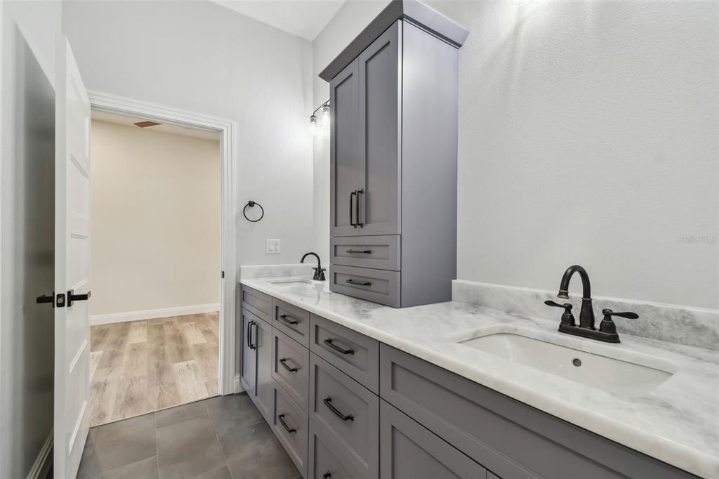 For Sale: $1,999,999 (5 beds, 3 baths, 3634 Square Feet)