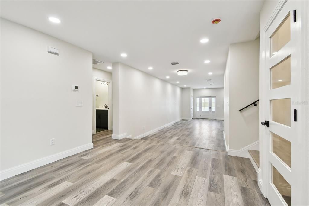 For Sale: $1,999,999 (5 beds, 3 baths, 3634 Square Feet)