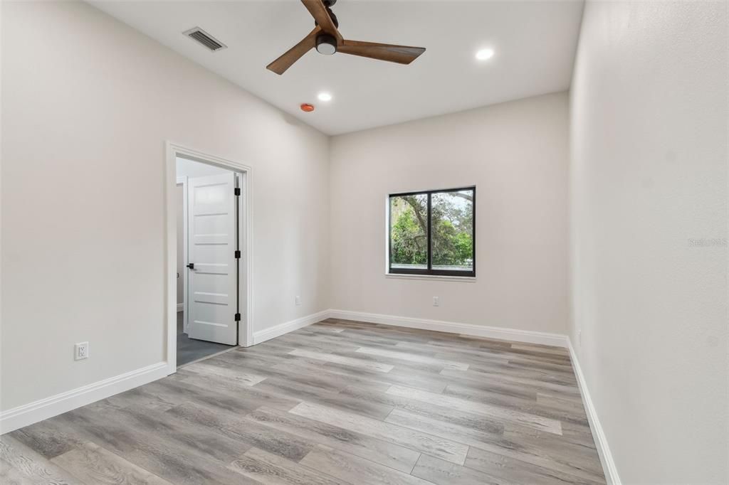 For Sale: $1,999,999 (5 beds, 3 baths, 3634 Square Feet)
