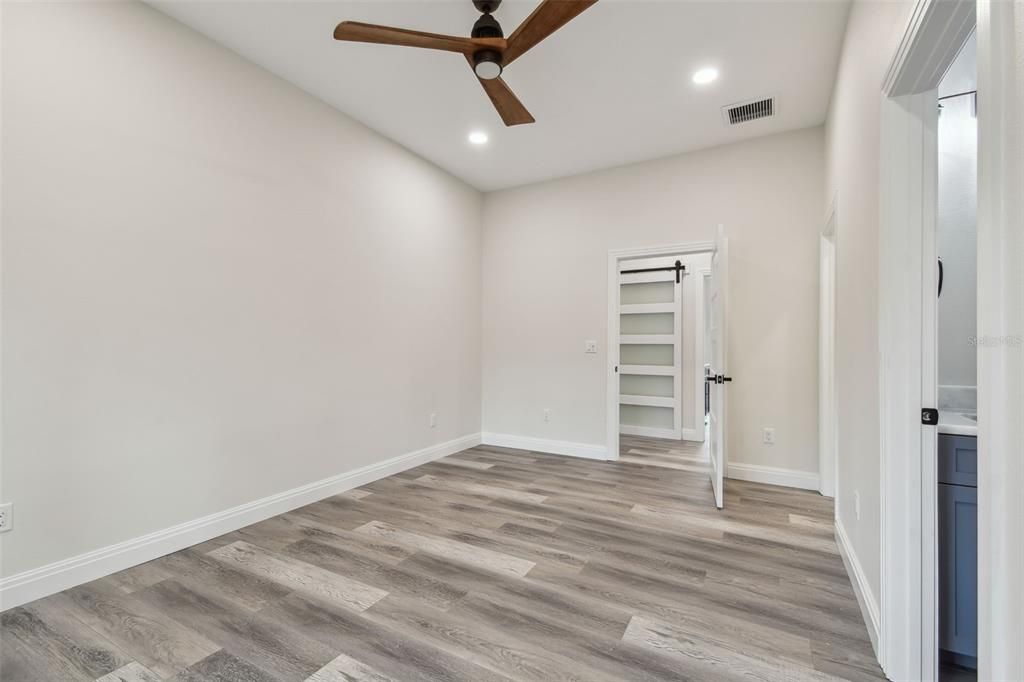 For Sale: $1,999,999 (5 beds, 3 baths, 3634 Square Feet)