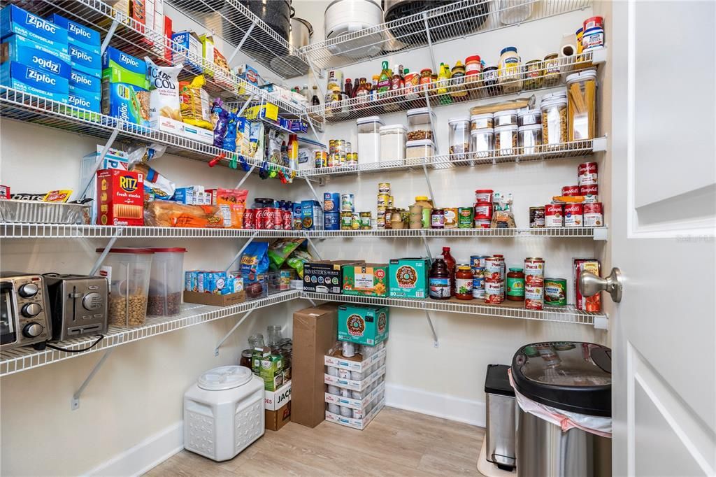 Active With Contract: $559,000 (2 beds, 2 baths, 1776 Square Feet)