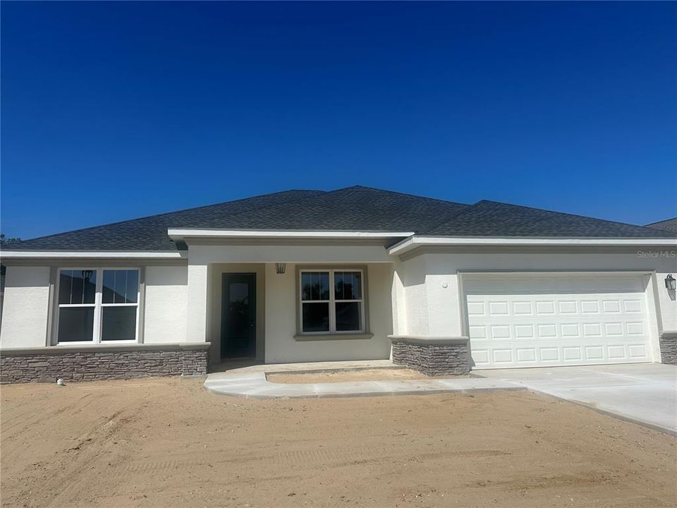 最近售出: $409,500 (4 贝兹, 2 浴室, 2120 平方英尺)